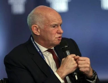 Παπανδρέου: Χρέος μας να αφήνουμε έξω από κομματικές αντιδικίες τα εθνικά θέματα